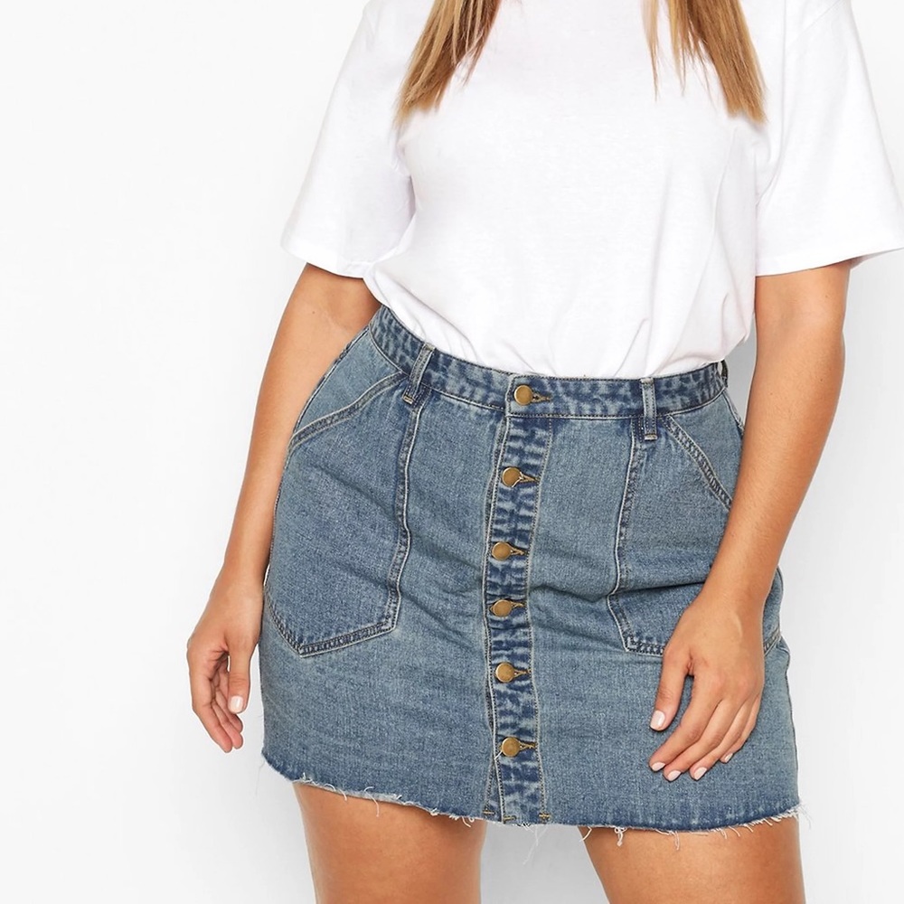 Plus Pocket Detail Vintage Look Denim Skirt